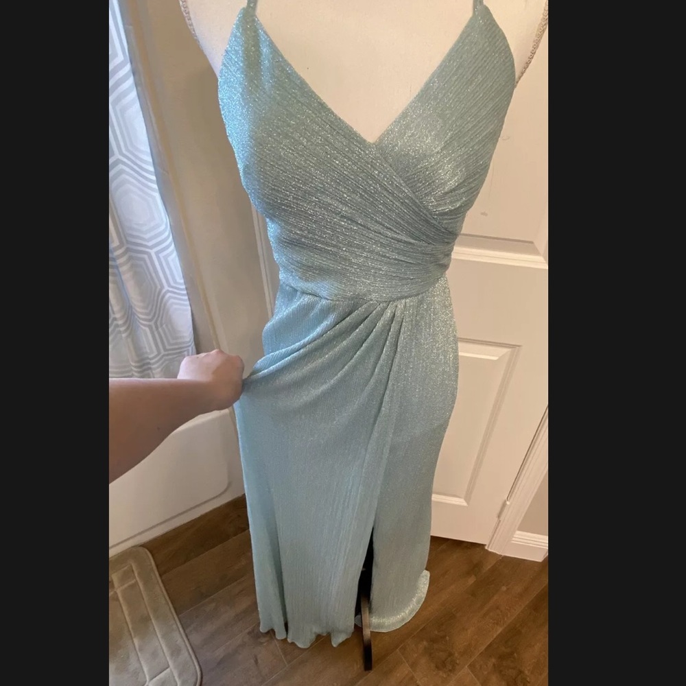 Morgan & Co Dress - Picture 7 of 11